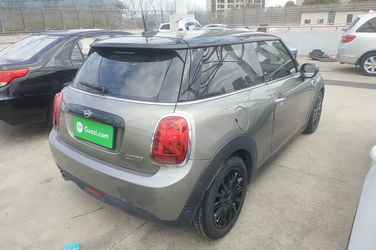 Used MINI 2020 1.5T COOPER Classic Edition Rear Right 45 Deg