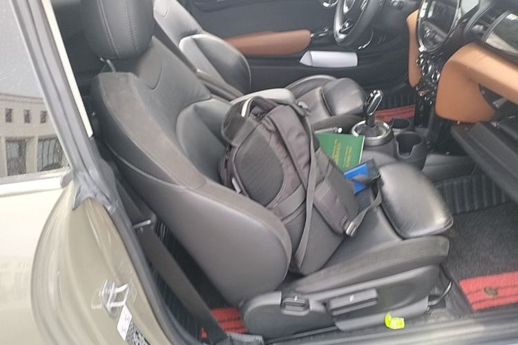 Used MINI 2020 1.5T COOPER Artist Right Front Seat