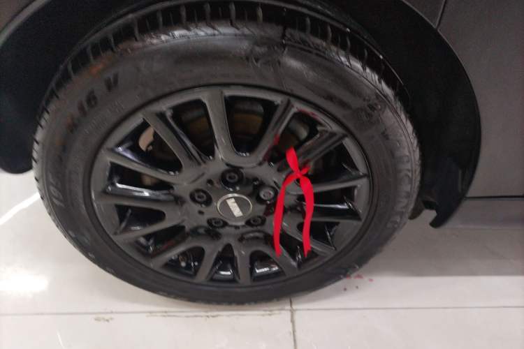 Used MINI 2020 1.5T ONE PLUS Five-Door Edition Right Rear Wheel Hub
