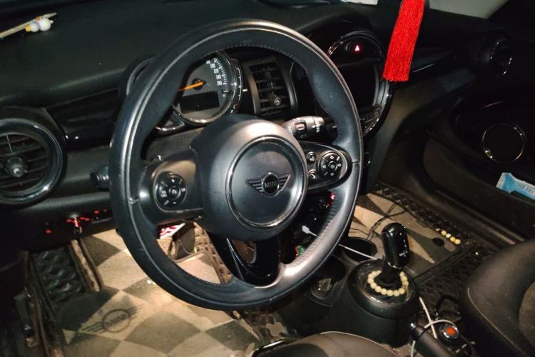 Used MINI 2020 1.5T ONE PLUS Steering Wheel