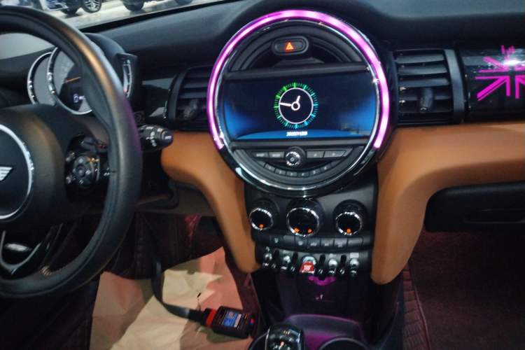 Used MINI 2020 1.5T COOPER Artist Audio And AC Panel