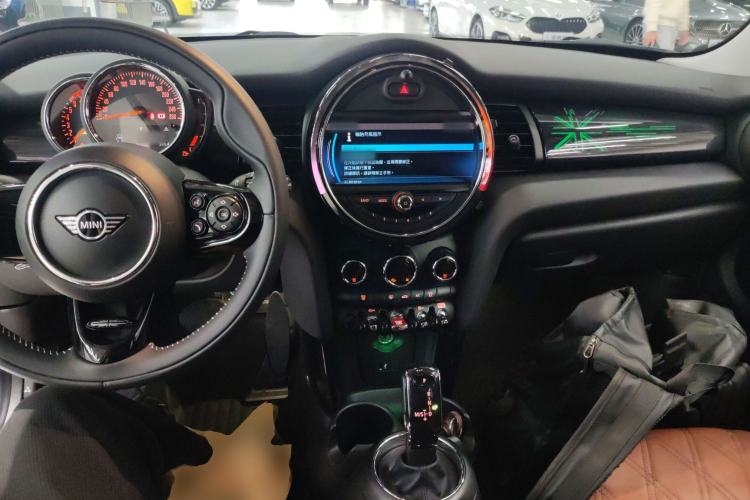 Used MINI 2020 1.5T COOPER Artist Center Console
