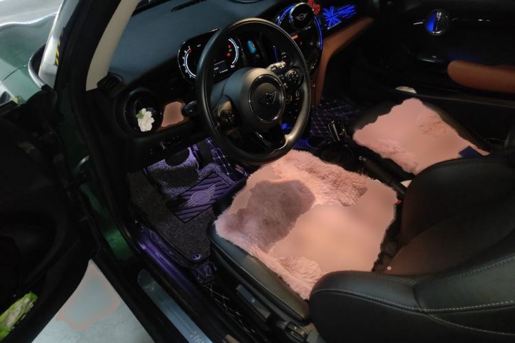 Used MINI 2020 1.5T COOPER Classic Edition Driver Seat
