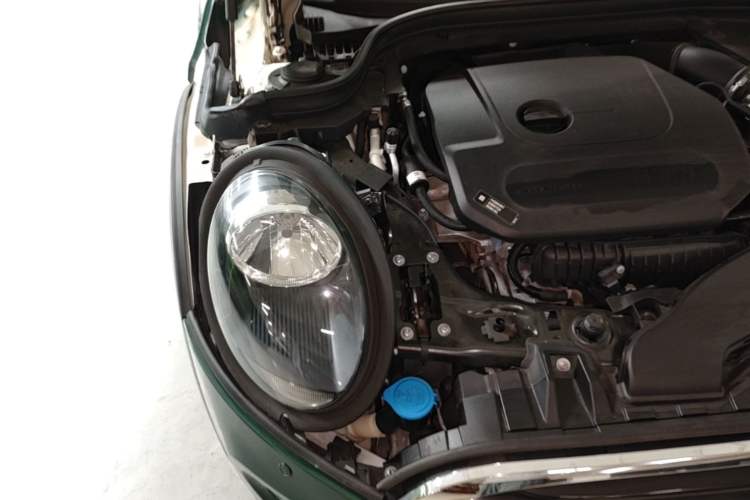 Used MINI 2020 1.5T ONE Five-Door Edition Engine Bay Right