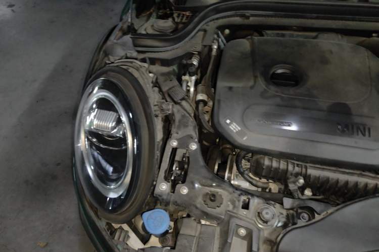 Used MINI 2020 1.5T COOPER Classic Edition Engine Bay Right