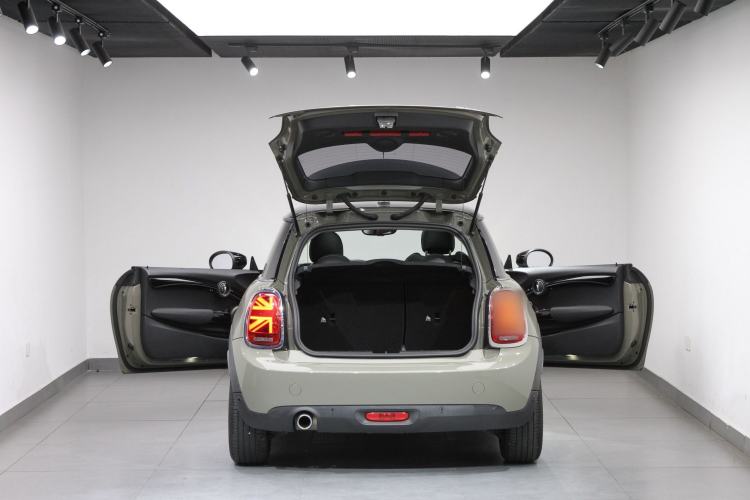 Used MINI 2020 1.5T COOPER Classic Edition Exterior 5