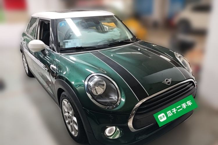 Used MINI 2020 1.5T ONE Five-Door Edition Front Right 45 Deg