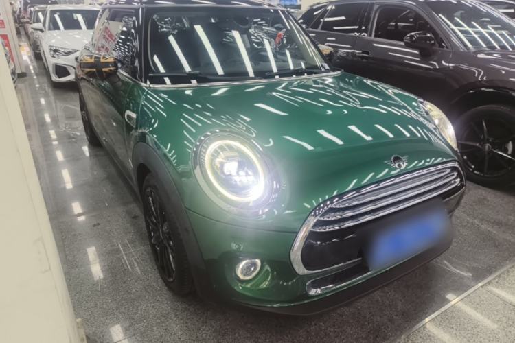 Used MINI 2020 1.5T COOPER Artist Front Right 45 Deg