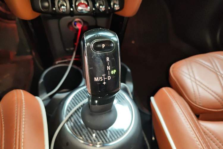Used MINI 2020 1.5T COOPER CABRIO Artist Gear Lever