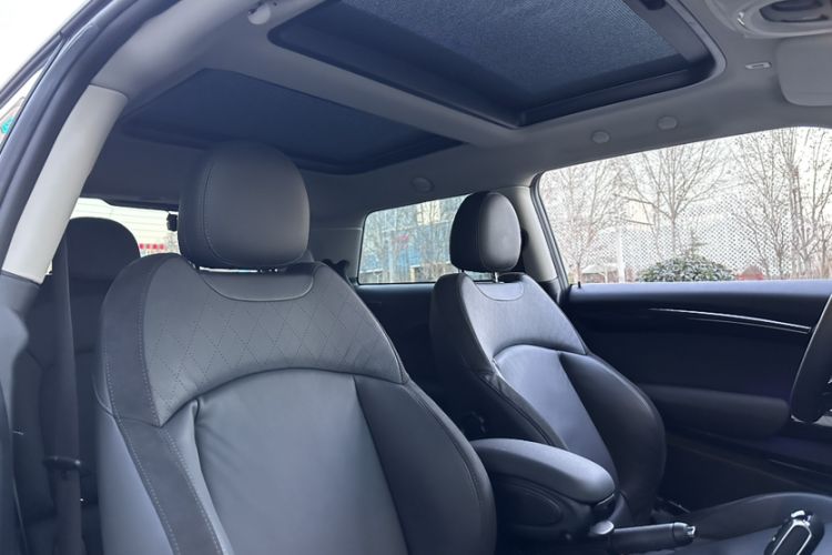 Used MINI 2020 1.5T COOPER Artist Headliner