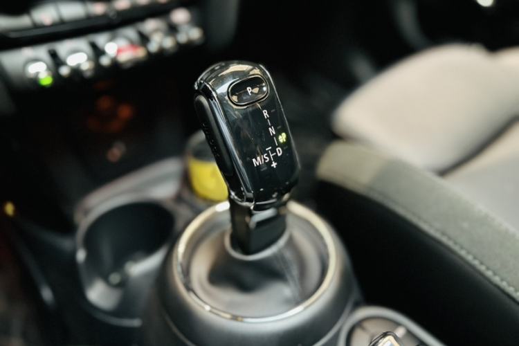 Used MINI 2020 1.5T COOPER Artist Five-Door Edition Interior 3