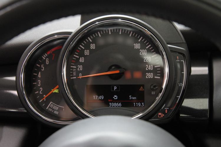 Used MINI 2020 1.5T COOPER Classic Edition Interior 6