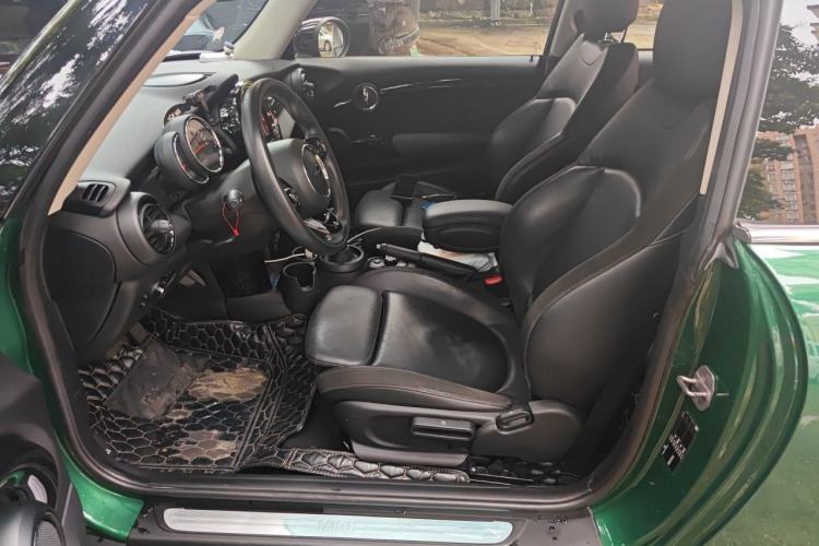 Used MINI 2020 1.5T COOPER Artist Left Front Seat
