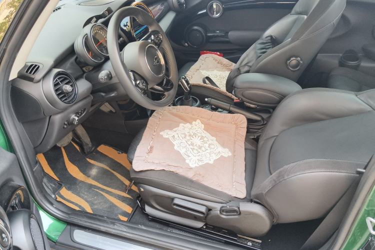 Used MINI 2020 1.5T COOPER Artist Left Front Seat