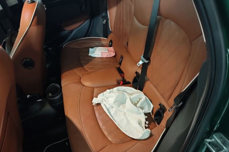 Used MINI 2020 2.0T COOPER S Artist Five-Door Edition Left Rear Seat