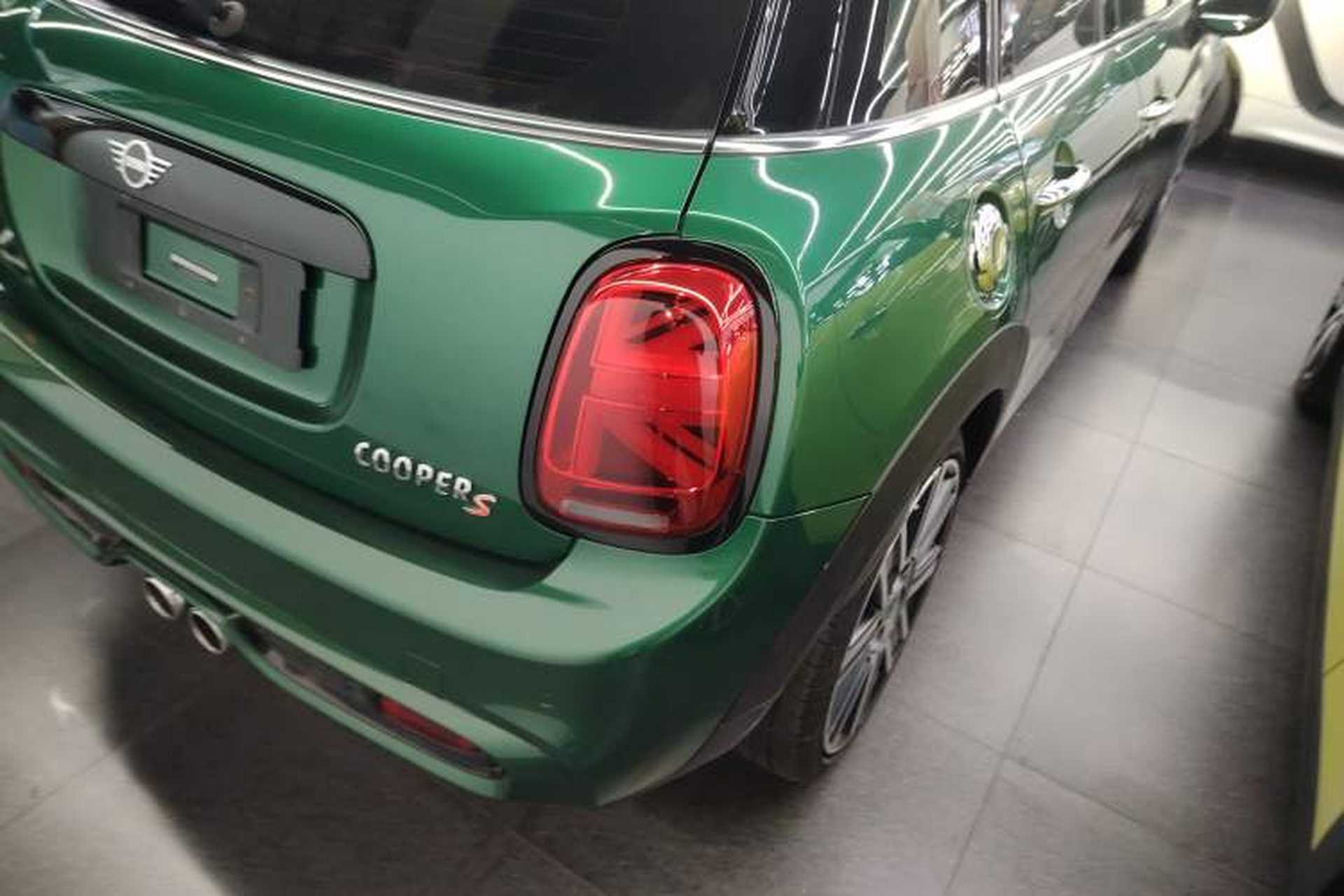 Used MINI 2020 2.0T COOPER S Artist Five-Door Edition Right Rear Taillight
