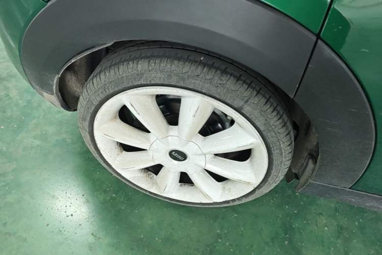 Used MINI 2020 2.0T COOPER S Artist Five-Door Edition Right Rear Wheel Hub
