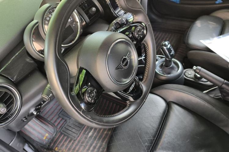 Used MINI 2020 1.5T COOPER Artist Steering Wheel