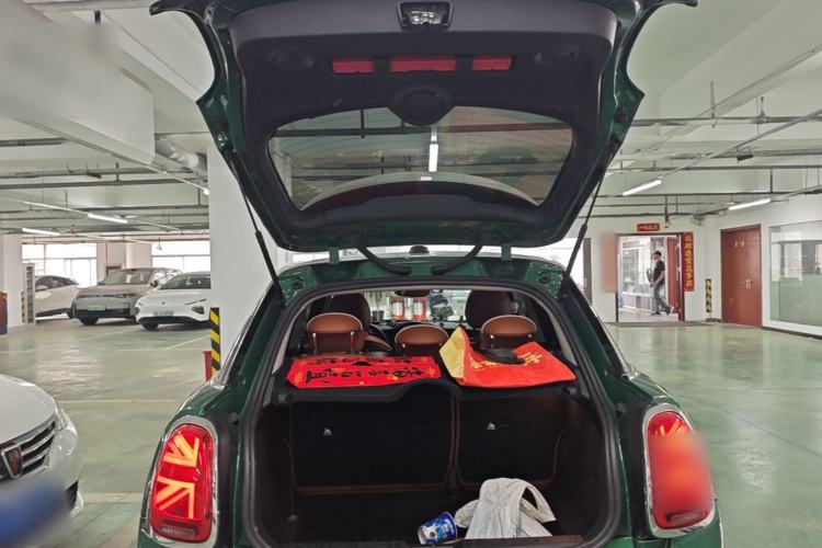 Used MINI 2020 2.0T COOPER S Artist Five-Door Edition Trunk