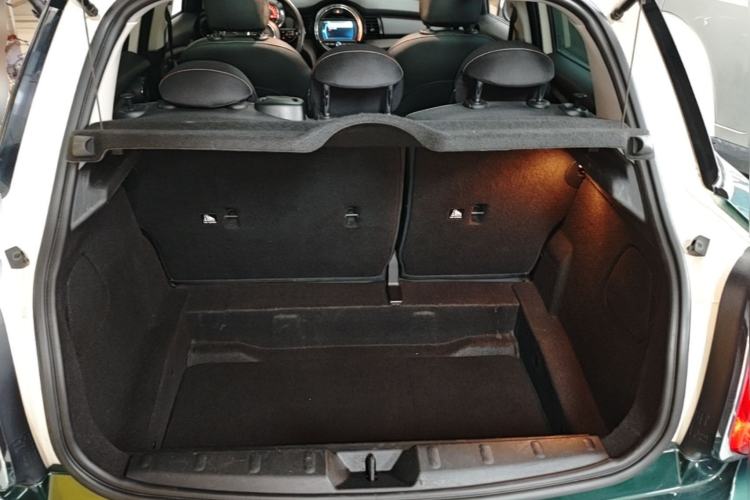 Used MINI 2020 1.5T ONE Five-Door Edition Trunk