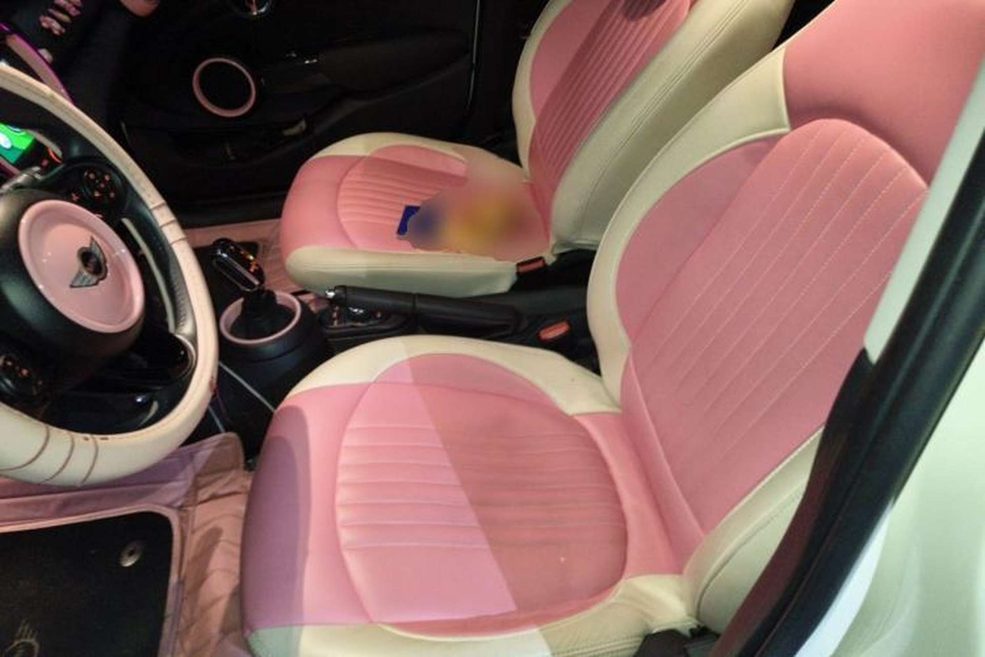 Used MINI 2020 1.5T ONE Five-Door Edition Left Front Seat