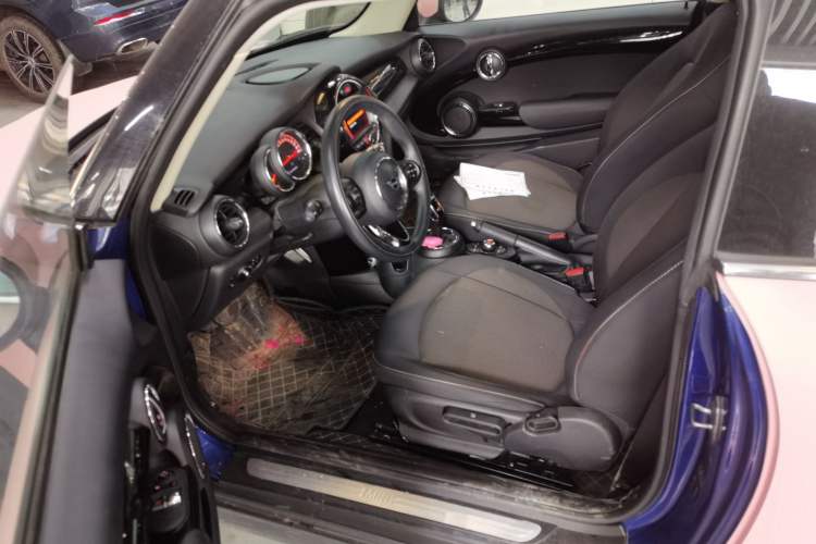 Used MINI 2020 1.5T ONE PLUS Left Front Seat
