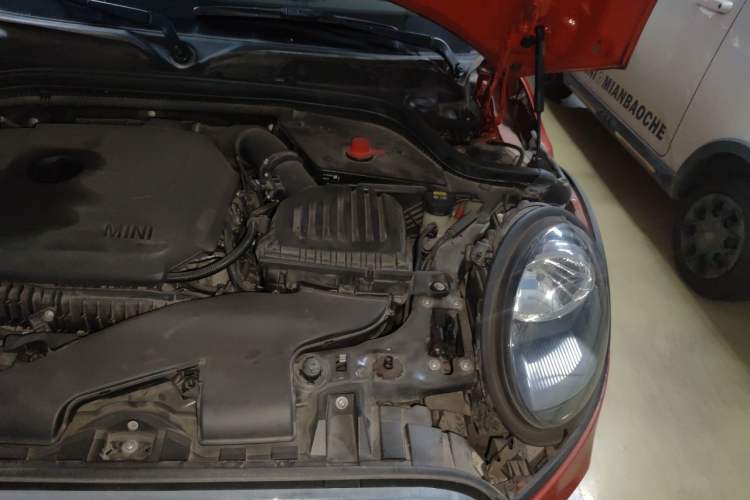 Used MINI 2020 1.5T ONE Engine Bay Left