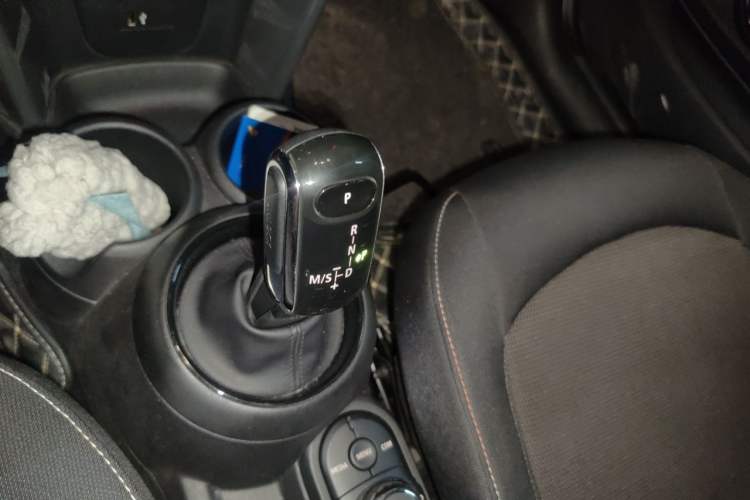 Used MINI 2020 1.5T ONE Gear Lever