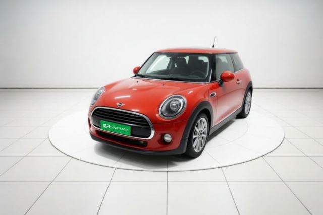 Używany MINI 2020 1.5T ONE