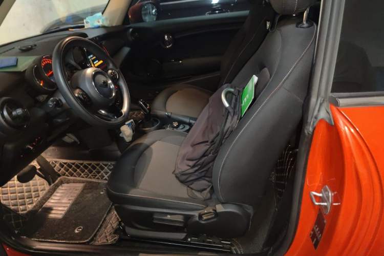 Used MINI 2020 1.5T ONE Left Front Seat
