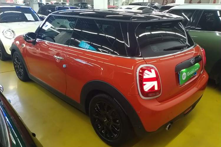 Used MINI 2020 1.5T COOPER Classic Edition Rear Left 45 Deg
