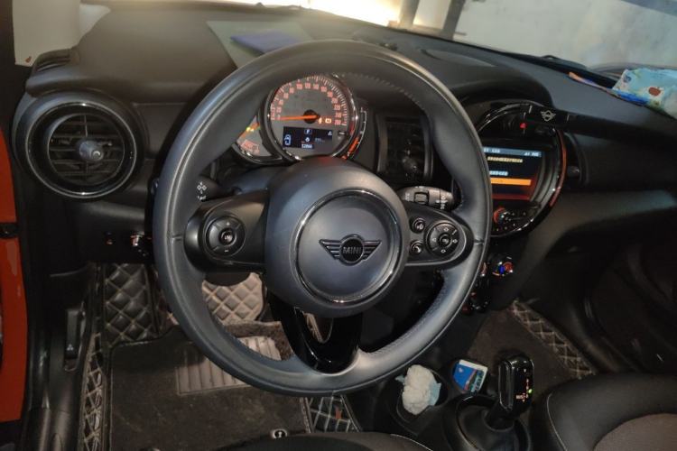 Used MINI 2020 1.5T ONE Steering Wheel