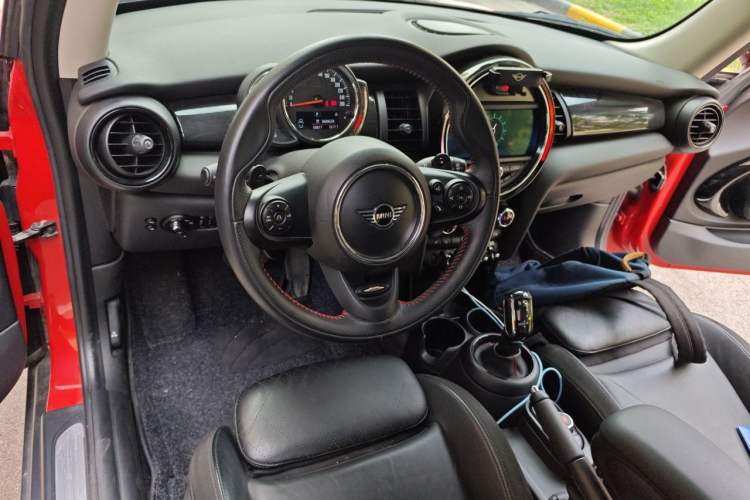 Used MINI 2020 2.0T COOPER S Classic Edition Center Console