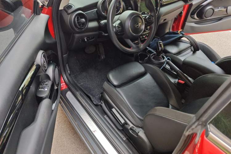Used MINI 2020 2.0T COOPER S Classic Edition Driver Seat