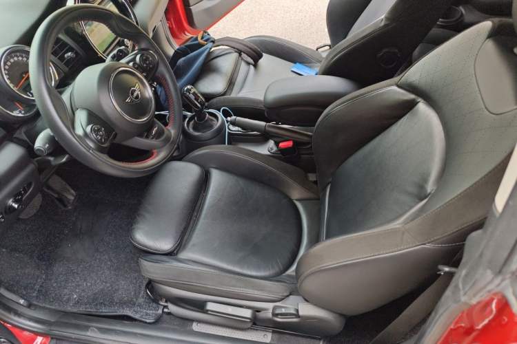 Used MINI 2020 2.0T COOPER S Classic Edition Left Front Seat
