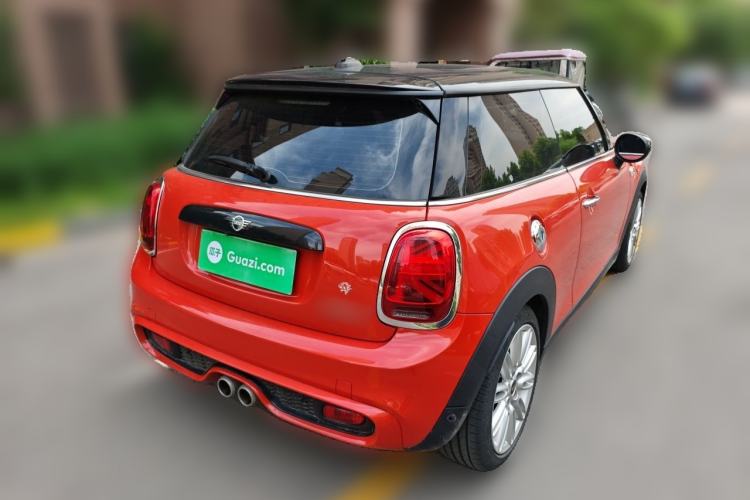 Used MINI 2020 2.0T COOPER S Classic Edition Rear Right 45 Deg