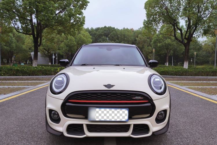 Used MINI 2020 1.5T COOPER Classic Edition Five-Door Version Exterior 2