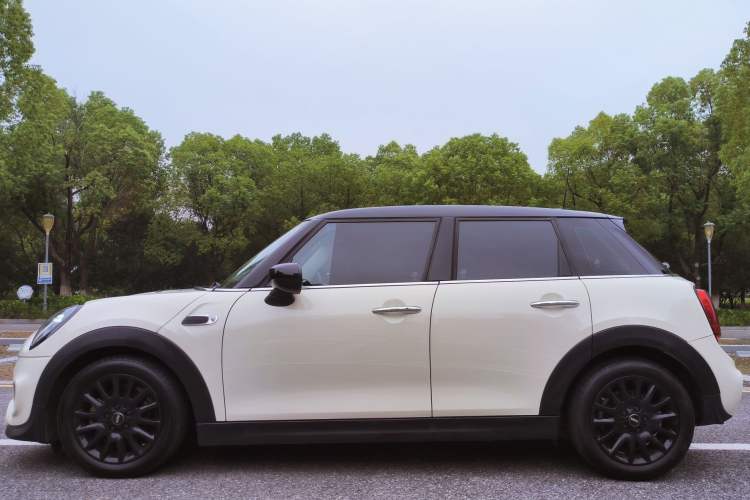 Used MINI 2020 1.5T COOPER Classic Edition Five-Door Version Exterior 3