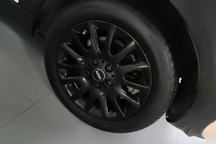 Used MINI 2020 1.5T COOPER Classic Edition Five-Door Version Exterior 6