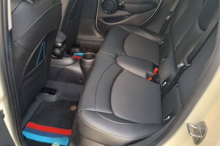 Used MINI 2020 1.5T COOPER Classic Edition Five-Door Version Interior 3