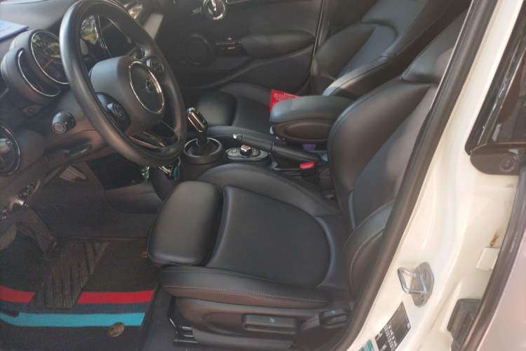 Used MINI 2020 1.5T COOPER Classic Edition Five-Door Version Left Front Seat