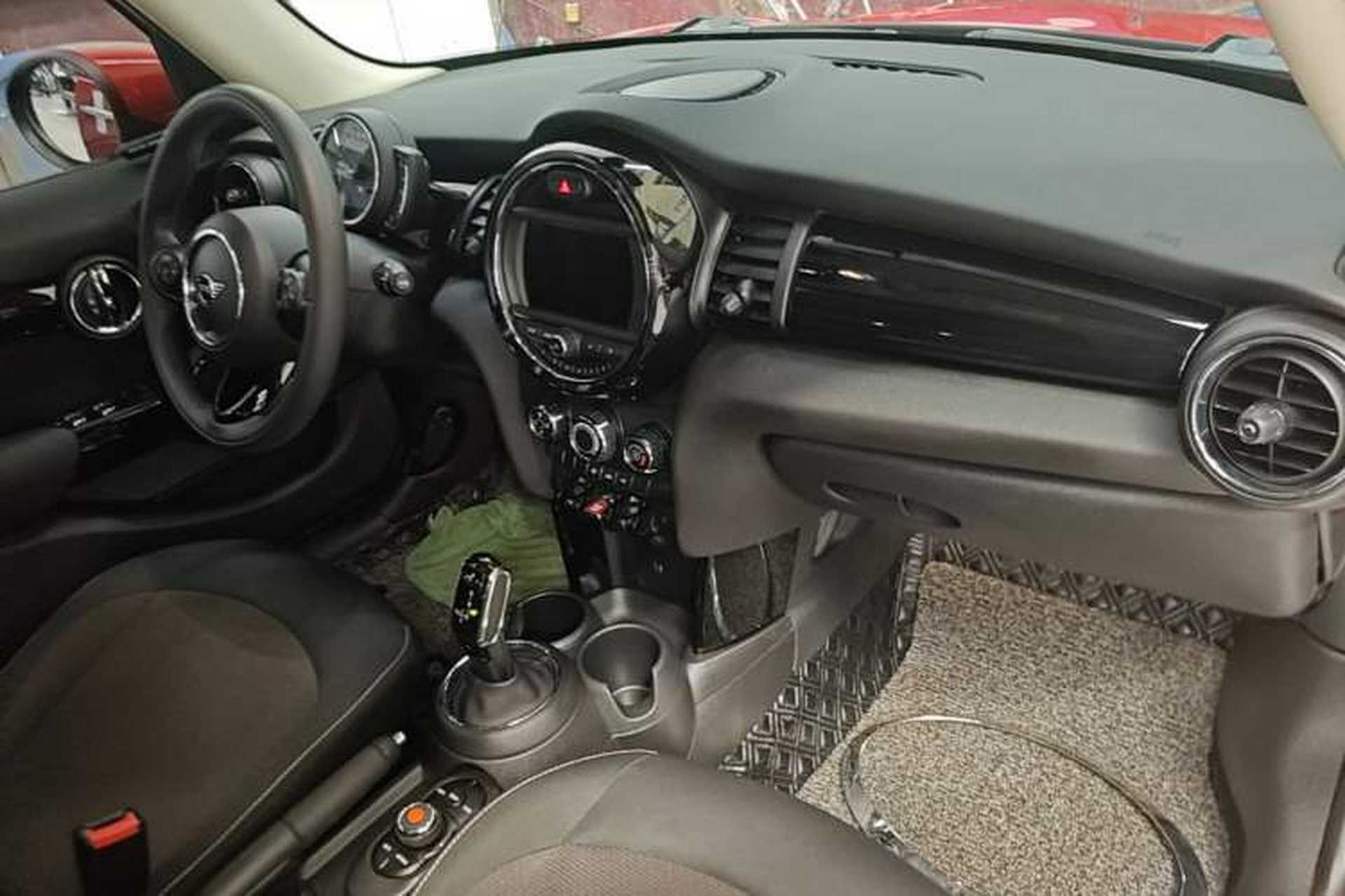 Used MINI 2020 1.5T ONE PLUS Five-Door Edition Center Console