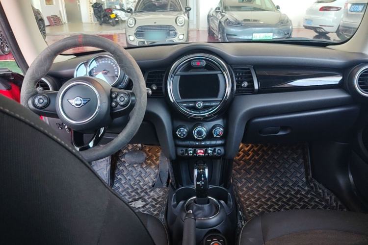 Used MINI 2020 1.5T ONE PLUS Center Console