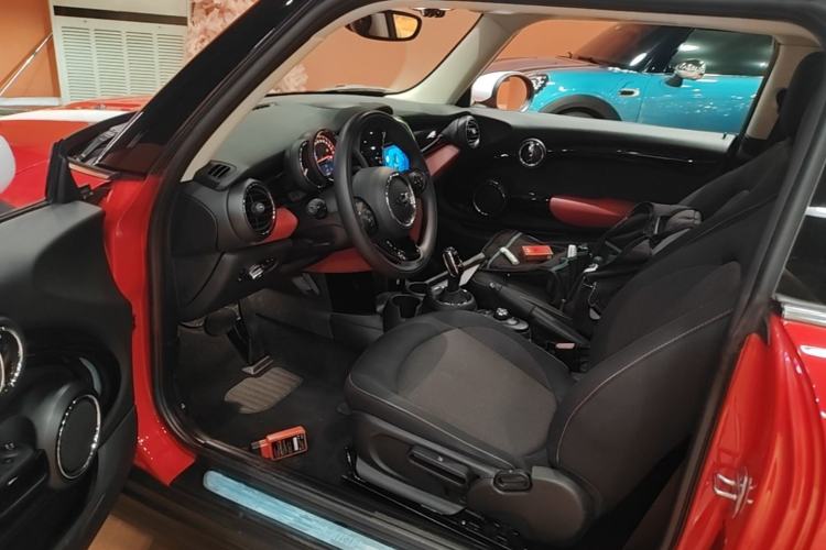 Used MINI 2020 1.5T ONE PLUS Driver Seat