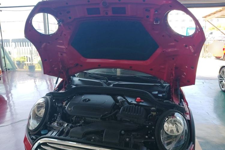 Used MINI 2020 1.5T ONE PLUS Engine Bay