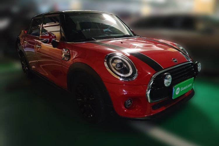 Used MINI 2020 1.5T COOPER Classic Edition Five-Door Version Front Right 45 Deg