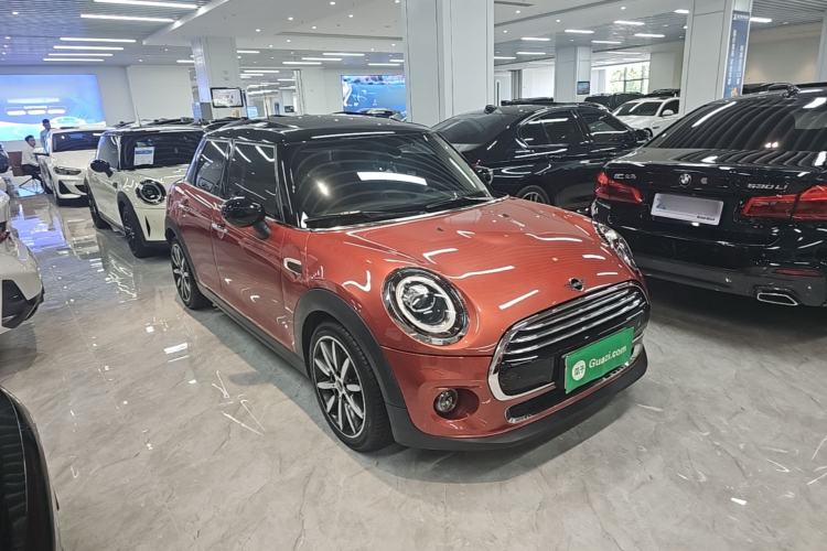 Used MINI 2020 1.5T COOPER Five-Door Midnight Red Limited Edition Front Right 45 Deg