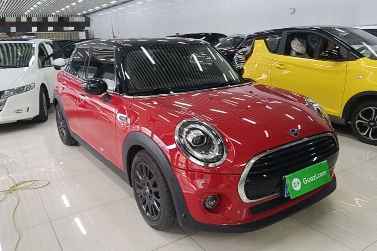 Used MINI 2020 1.5T COOPER Classic Edition Five-Door Version Front Right 45 Deg