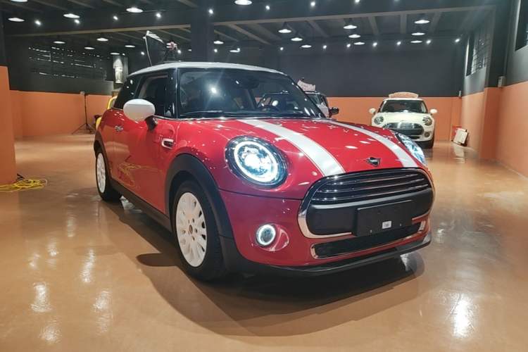 Used MINI 2020 1.5T ONE PLUS Front Right 45 Deg