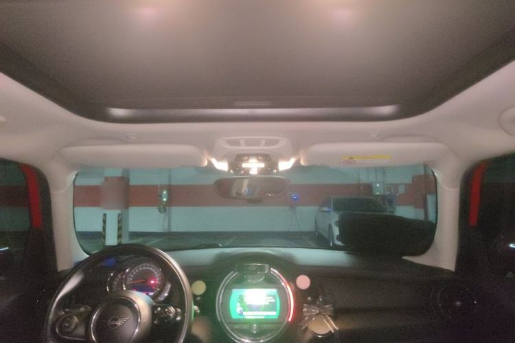 Used MINI 2020 1.5T ONE Five-Door Edition Headliner